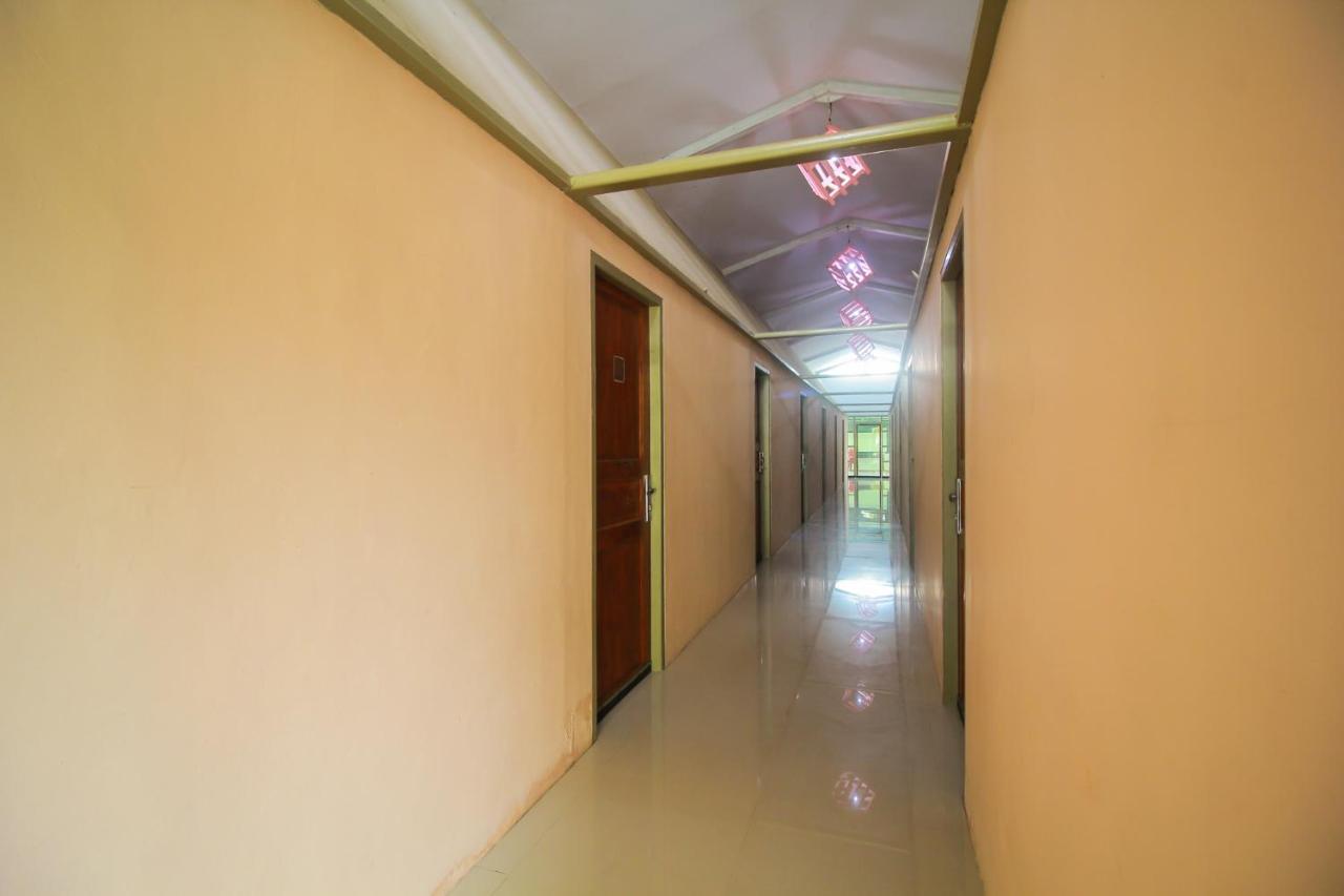Oyo 1596 Taman Homestay Syariah Dumai Exteriör bild