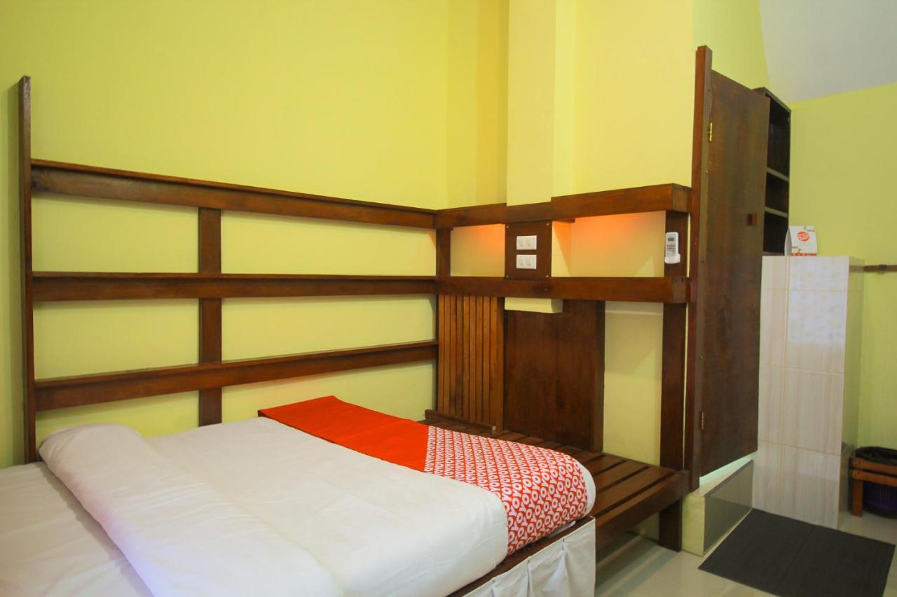 Oyo 1596 Taman Homestay Syariah Dumai Exteriör bild